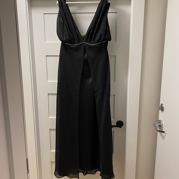 Floor length formal dress, black w/shawl, rhinestones at bustline. Size 14-16 - Picture 1 of 6